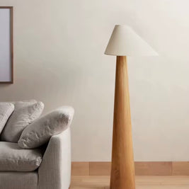 Sally Tapered Oakwood Lamp
