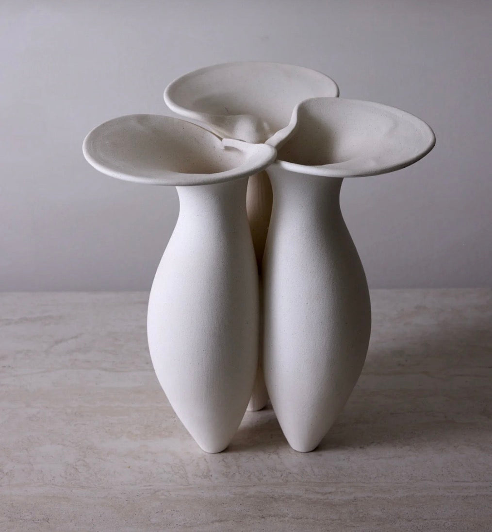 Ondi Ceramic vase