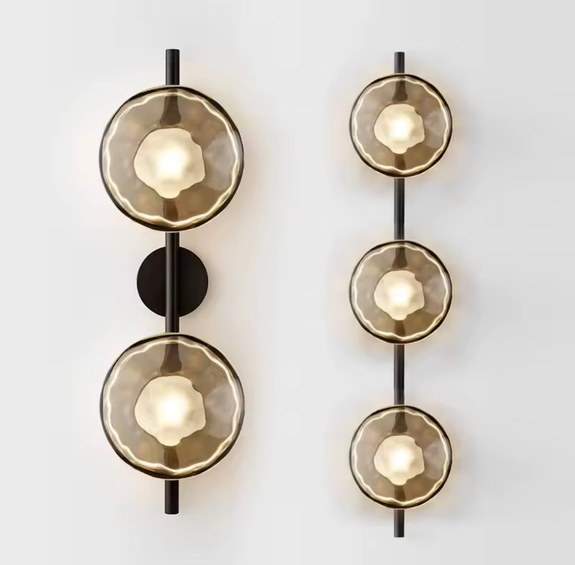 Linear wall lamp