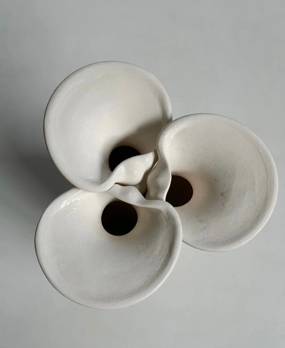 Ondi Ceramic vase
